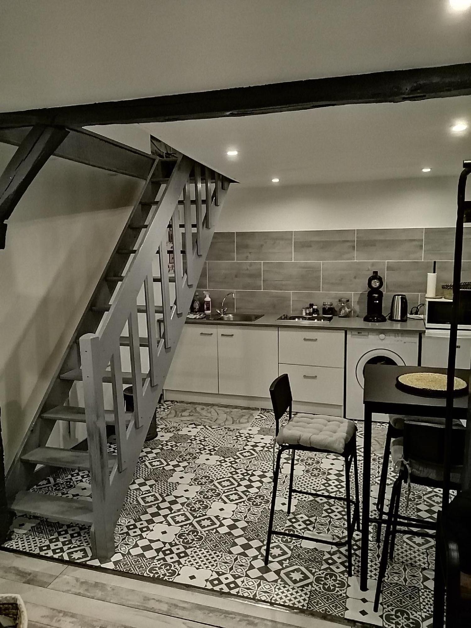 Maison Diana A 400 Metres A Pieds De L'Aeroport Tillé 외부 사진